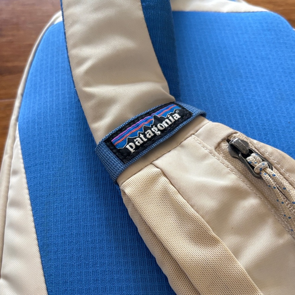 Patagonia Atom 8L Sling Bag - Picture 9 of 12